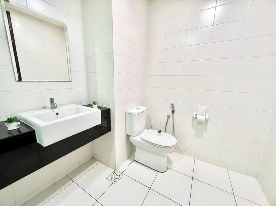 F 1-5 Pax 3Bed Cozy Home Studio Trefoil Setia Alam Wifi & Tv Shah Alam Exterior foto